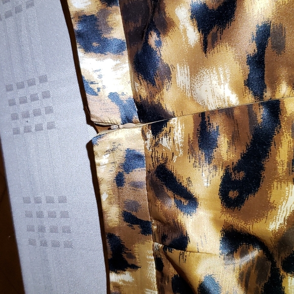 DStudio Leopard Print Pencil Skirt (0322) - Picture 3 of 5